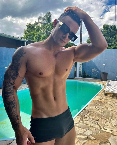 Carlos OnlyFans Picture