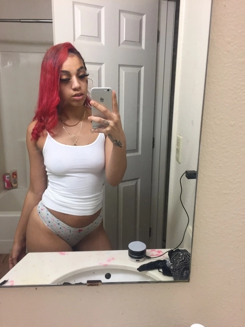 Straw6erry Redd OnlyFans Picture