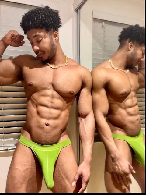 Michael Privius OnlyFans Picture