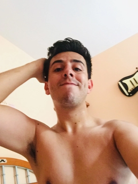 Obrow OnlyFans Picture