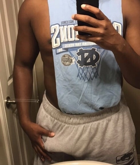 Latrellx OnlyFans Picture