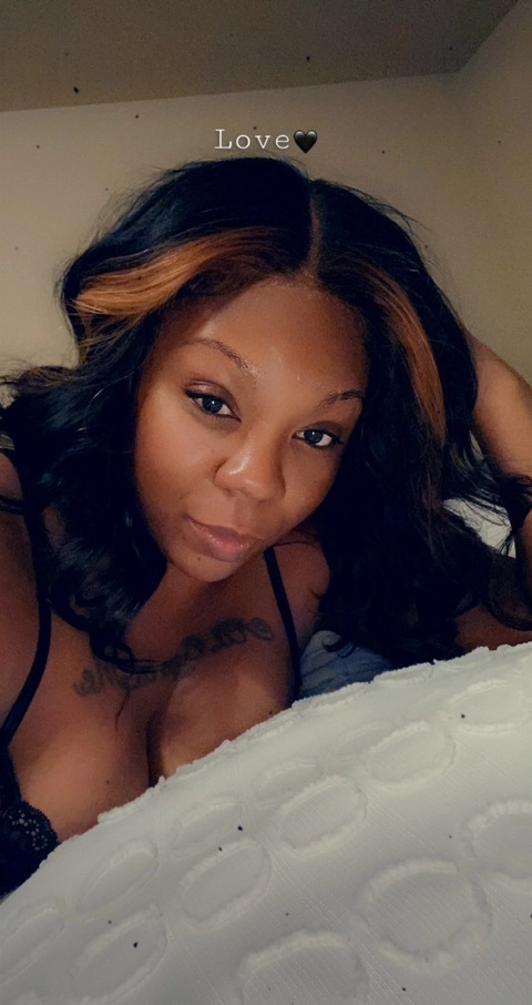 Prettybrownbrown OnlyFans Picture