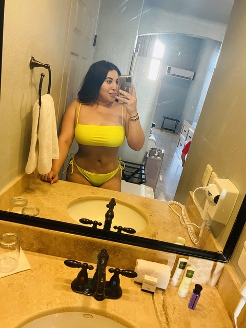 Nayellie OnlyFans Picture