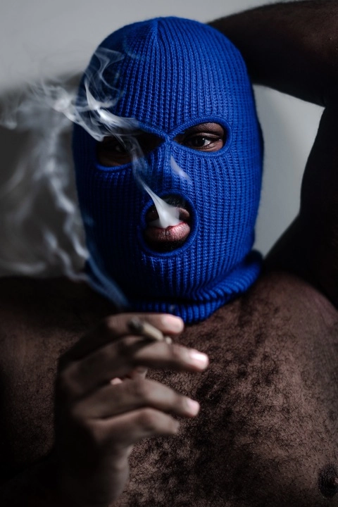 The Smoker’s “Cub” OnlyFans Picture