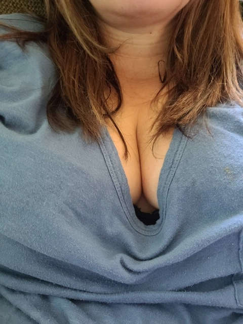 Lora OnlyFans Picture