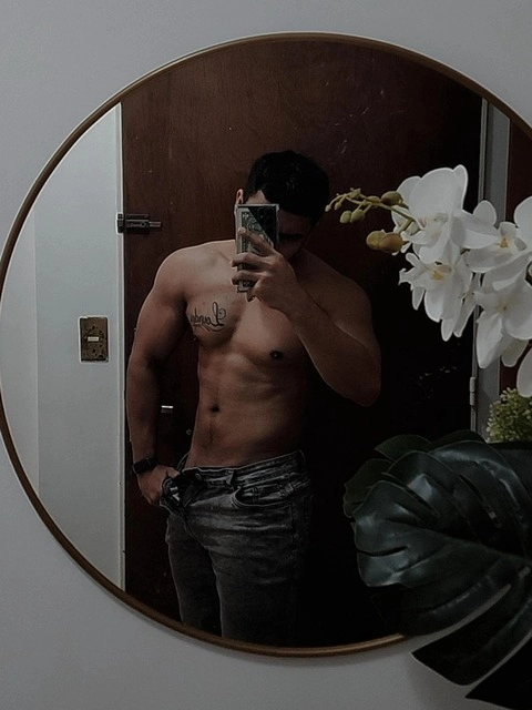 JAVIER CARRILLO OnlyFans Picture