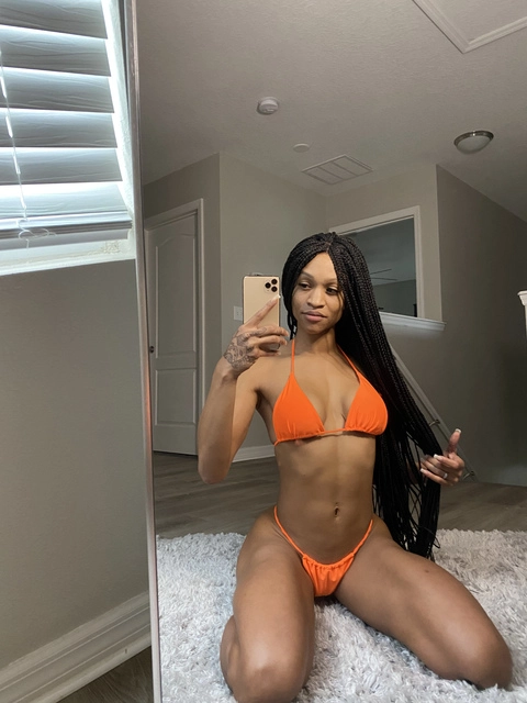 FitBlackChick OnlyFans Picture