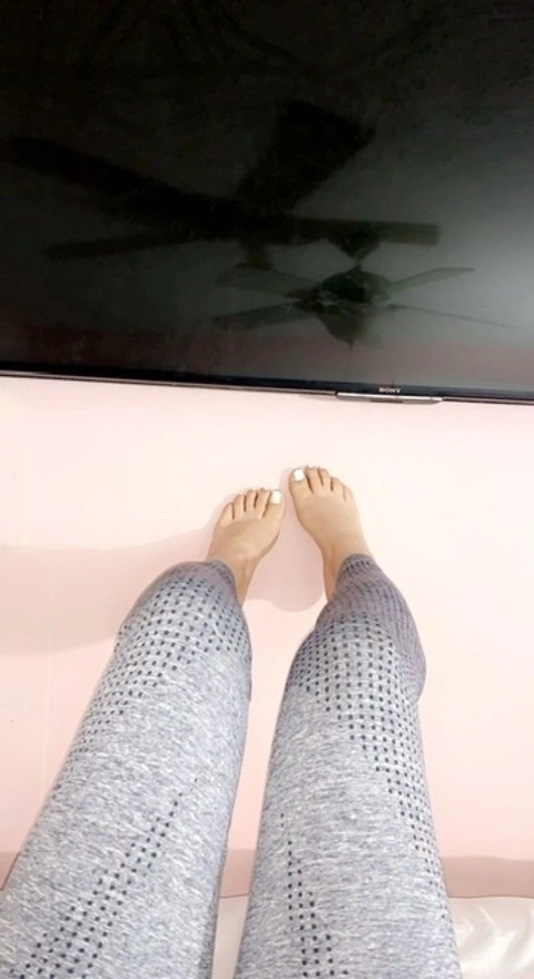 Precious feet OnlyFans Picture