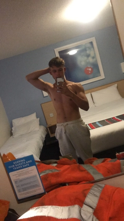 Harvey 👅💦 OnlyFans Picture