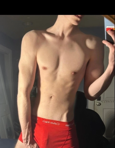 Tate • 9 inches 🍆 OnlyFans Picture