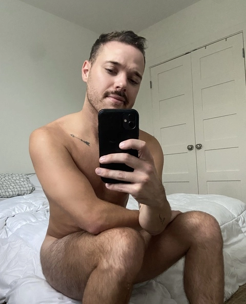 E OnlyFans Picture