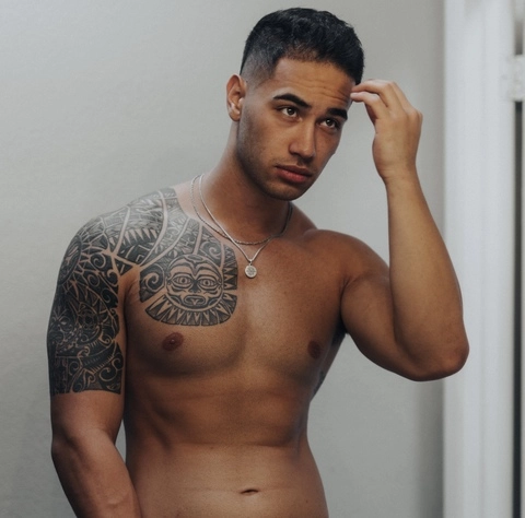 Polynesian Papii 🏝 OnlyFans Picture
