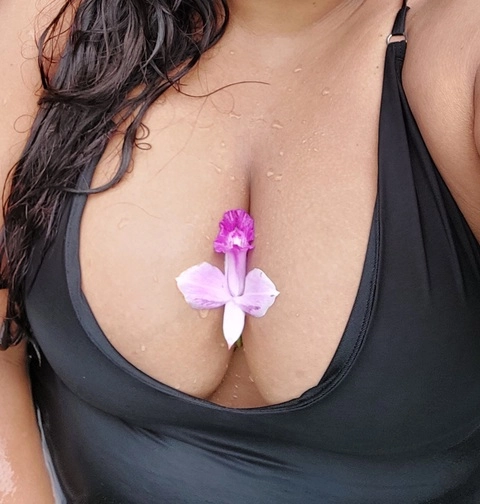 Annyka OnlyFans Picture