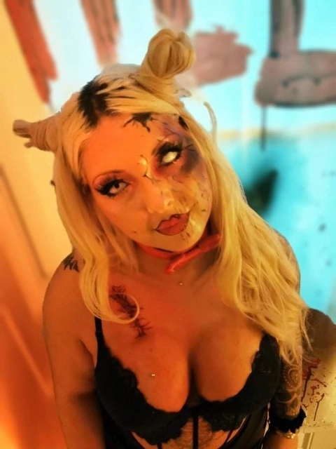 GoddessAlexannSatan OnlyFans Picture