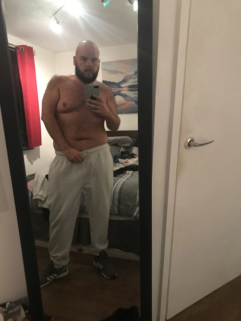 Dan OnlyFans Picture