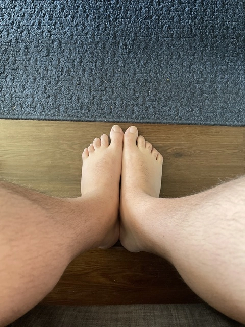 Big Feet OnlyFans Picture