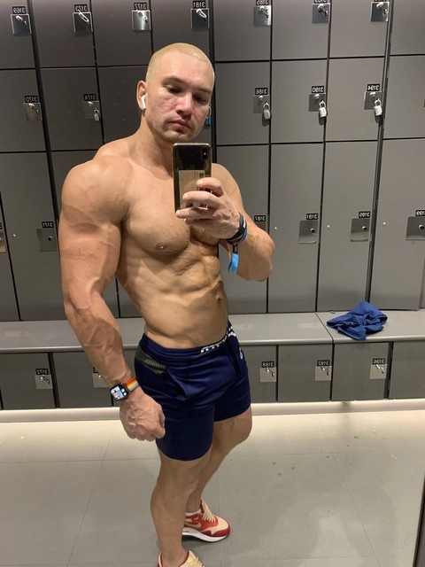 Kirill Starov OnlyFans Picture