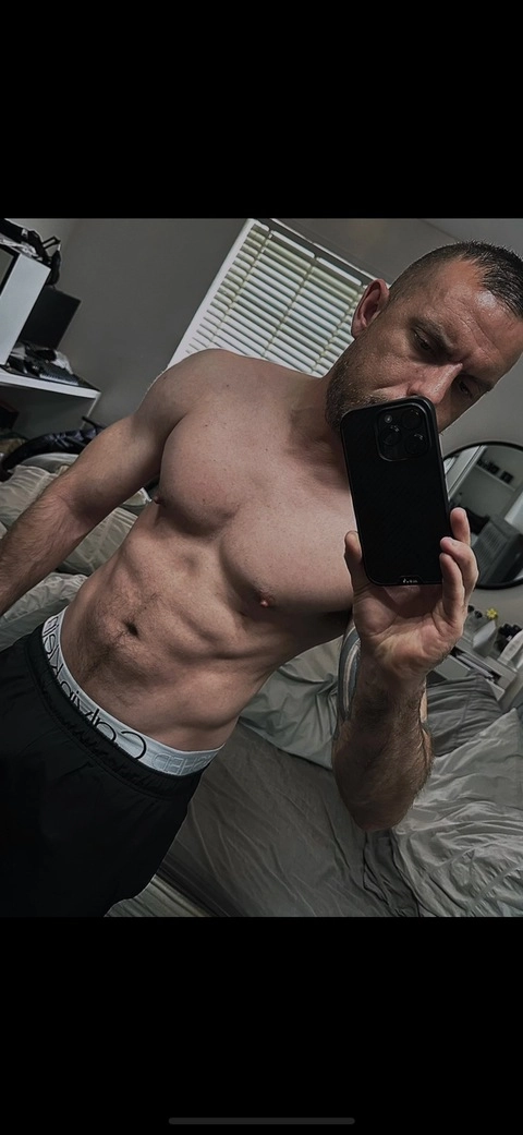 FlexRobbo OnlyFans Picture