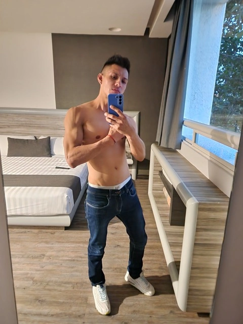 Alex OnlyFans Picture