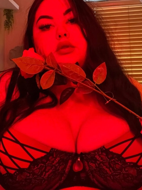 Miss Aishamae 🖤 OnlyFans Picture