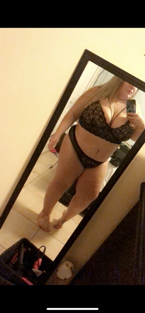 Honeyb OnlyFans Picture
