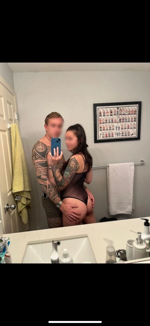 Hot Tattoo Couple Free