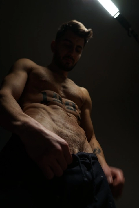 Max Aesthetics OnlyFans Picture