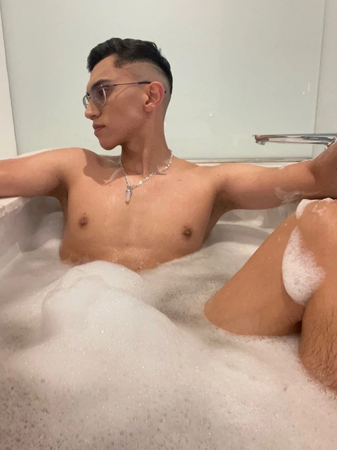 Yerson Rincon OnlyFans Picture