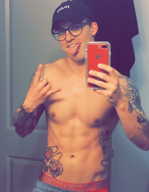 Zander OnlyFans Picture