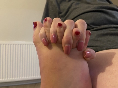 FeetFeetBaby