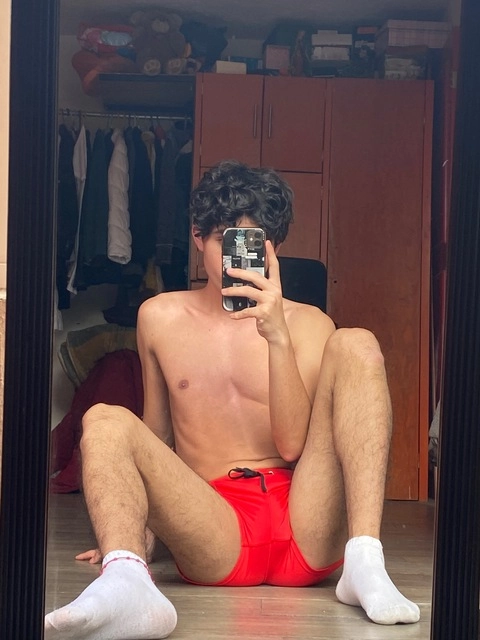 Miguel Angel  MAHM OnlyFans Picture