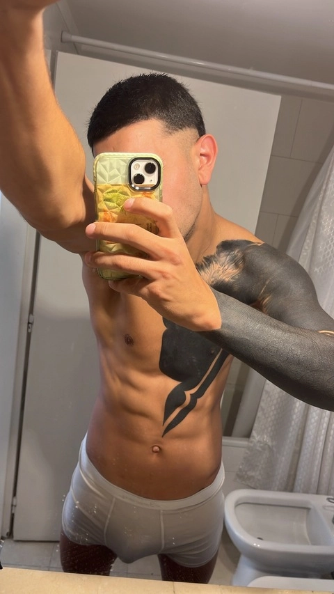 Latín Boy OnlyFans Picture