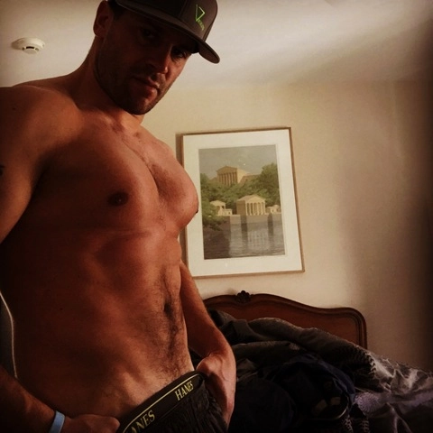 FreddyFitzwell OnlyFans Picture