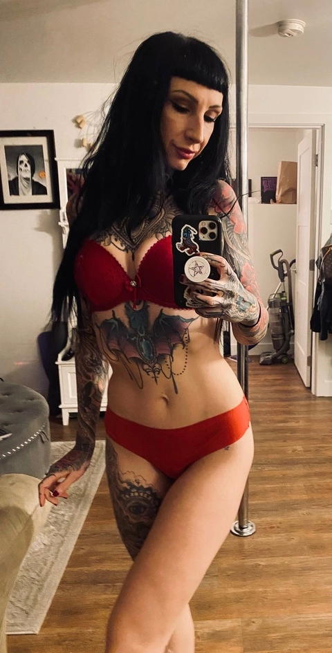 RachelBlackheart FREE OnlyFans Picture