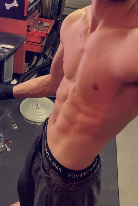 Aj OnlyFans Picture