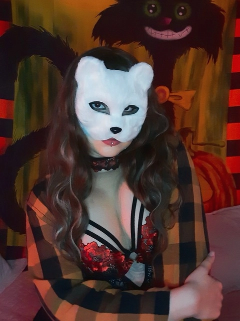 Agnes Bass 🎃 OnlyFans Picture