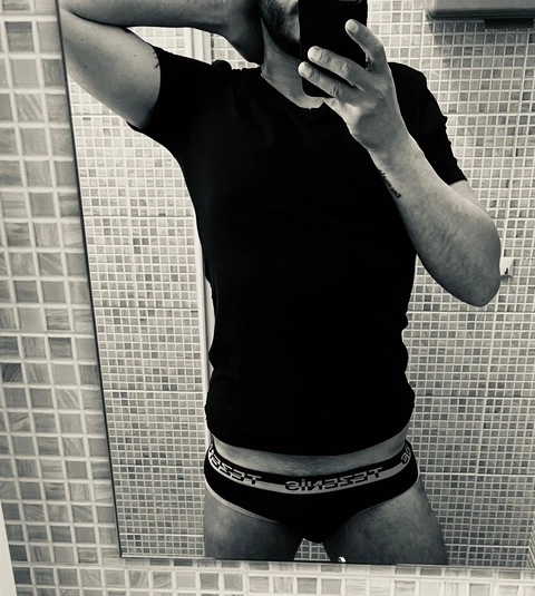 FC OnlyFans Picture