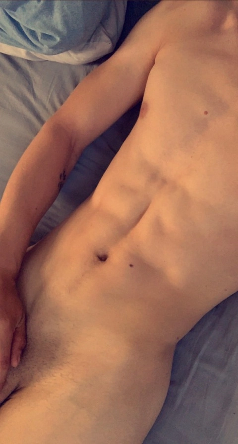 Myles (18+) OnlyFans Picture