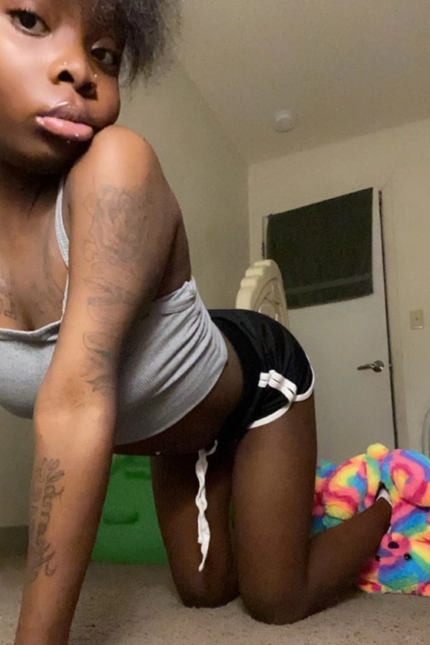 NanaMonae OnlyFans Picture