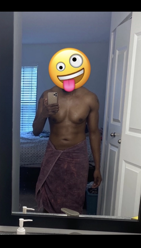 Mr Emoji ??? OnlyFans Picture