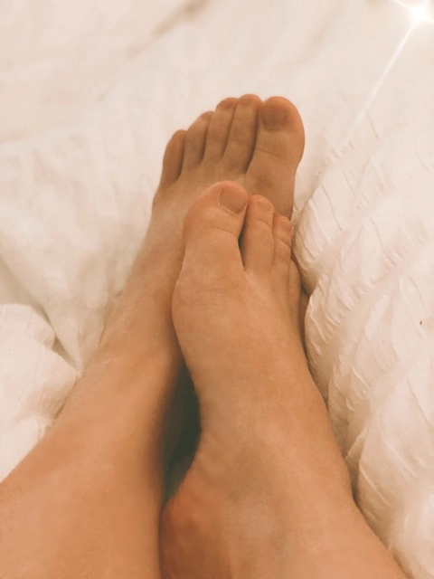 Canadian Girl Feet