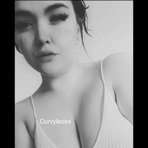 Curvy Leo OnlyFans Picture