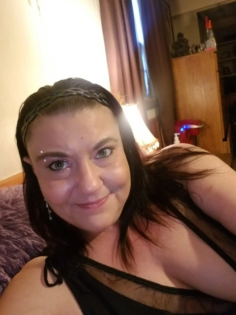 Dragon Lady Queen OnlyFans Picture