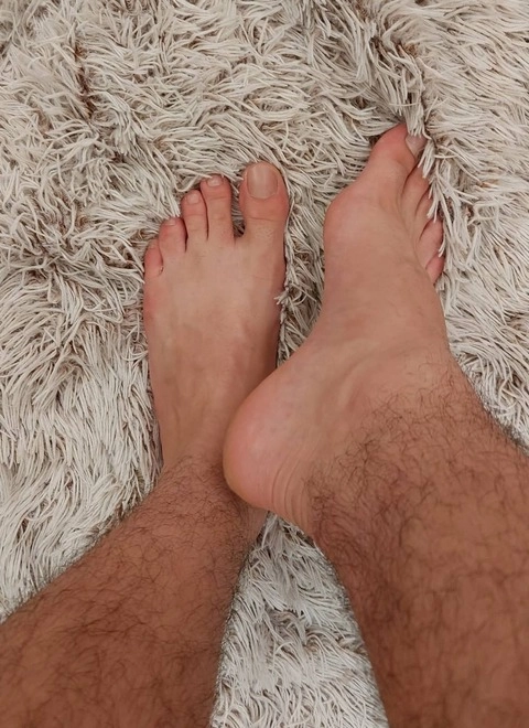 Foot Lord 👑🦶🏻 OnlyFans Picture