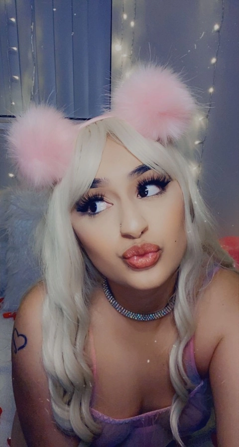 Riah OnlyFans Picture