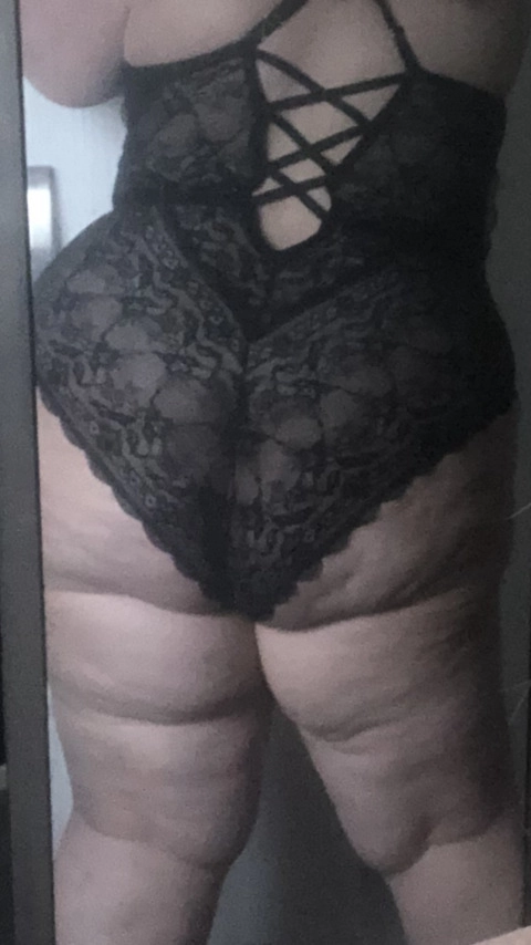 Holybbw OnlyFans Picture