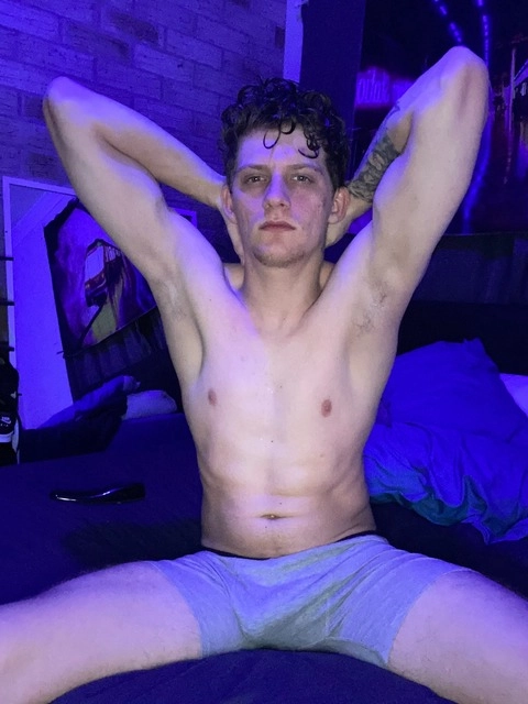 ThrobbinHood OnlyFans Picture