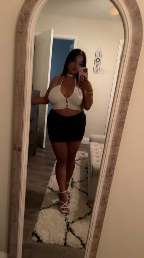 Daisy OnlyFans Picture