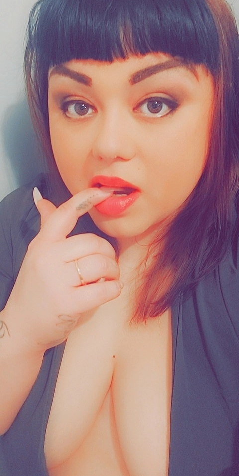 CHERRYBOMB OnlyFans Picture