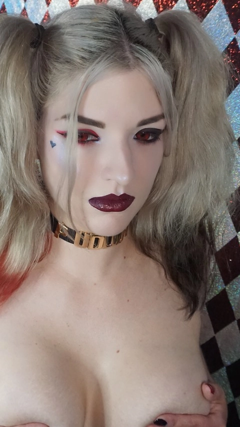 Helena Arcane OnlyFans Picture